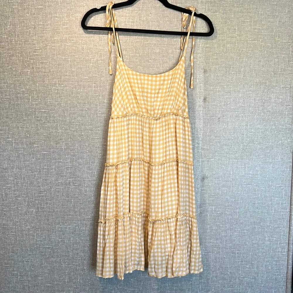 Gingham Dress - Picture 5 of 10